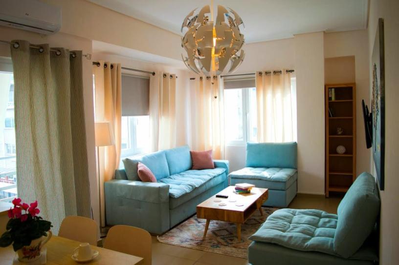 Sunny Central Luxury Apartment Волос Екстер'єр фото
