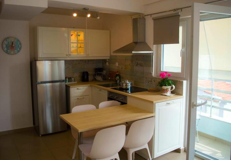 Sunny Central Luxury Apartment Волос Екстер'єр фото
