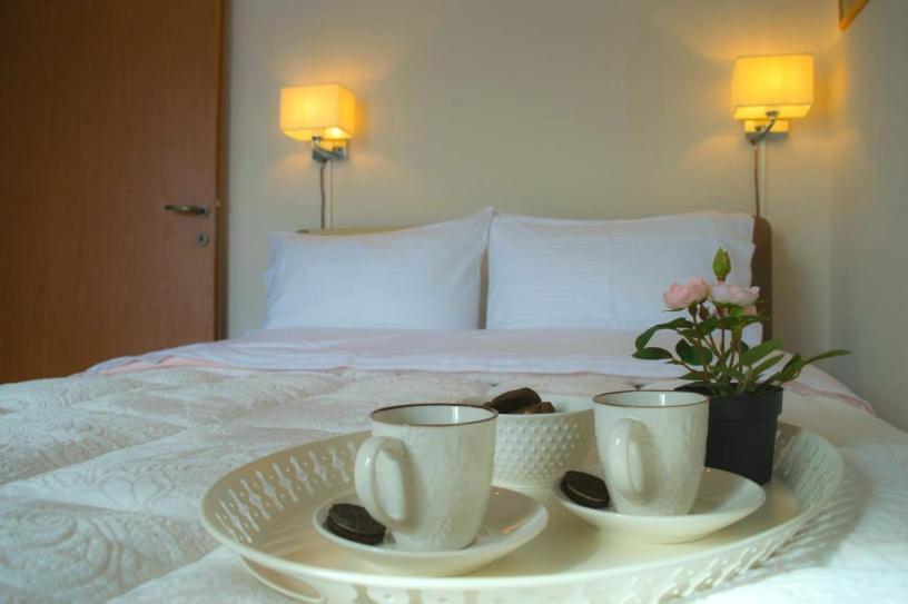 Sunny Central Luxury Apartment Волос Екстер'єр фото