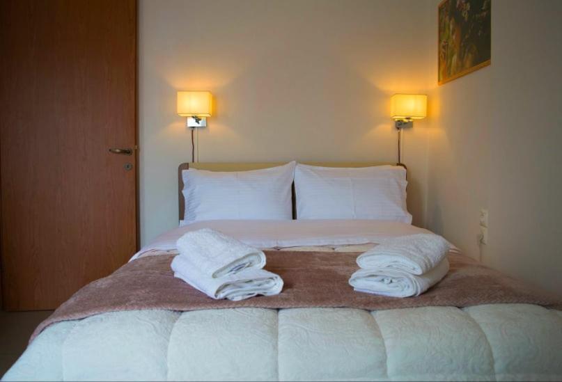 Sunny Central Luxury Apartment Волос Екстер'єр фото